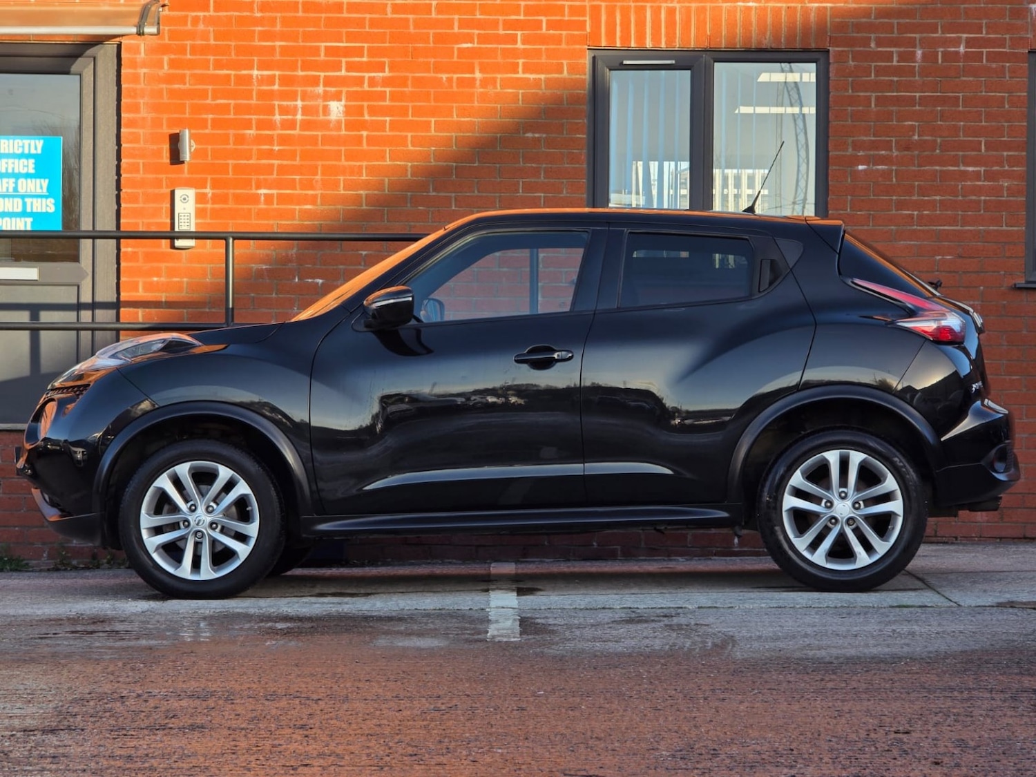 Used Nissan Juke 2015 for sale - 76911089: Photo 9