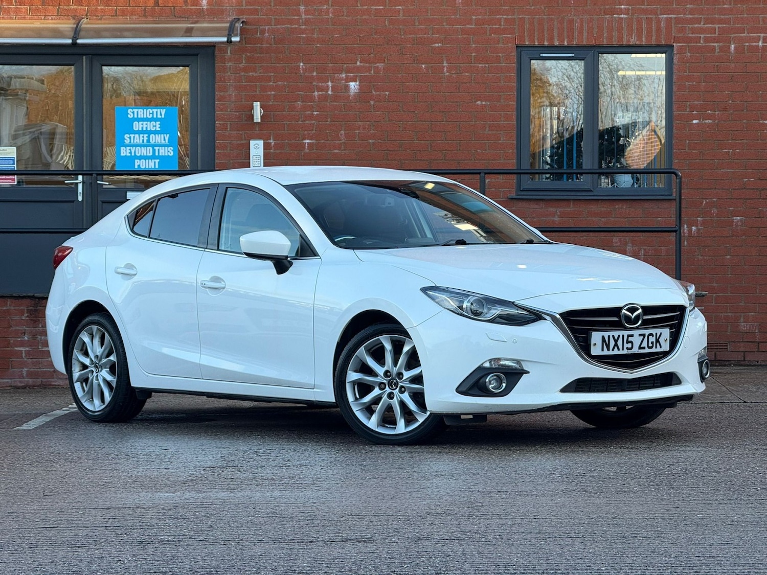 Used Mazda Mazda3 2015 for sale - 76785031: Photo 1