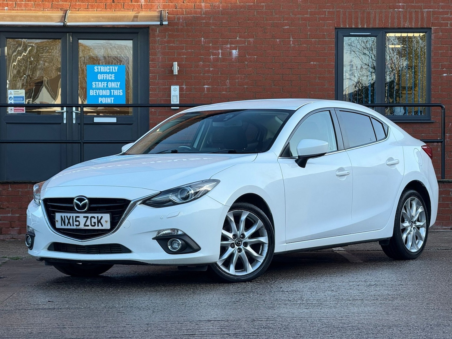 Used Mazda Mazda3 2015 for sale - 76785031: Photo 5