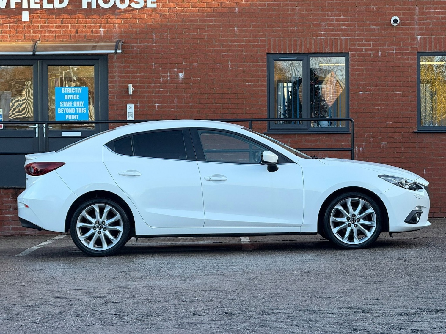 Used Mazda Mazda3 2015 for sale - 76785031: Photo 8