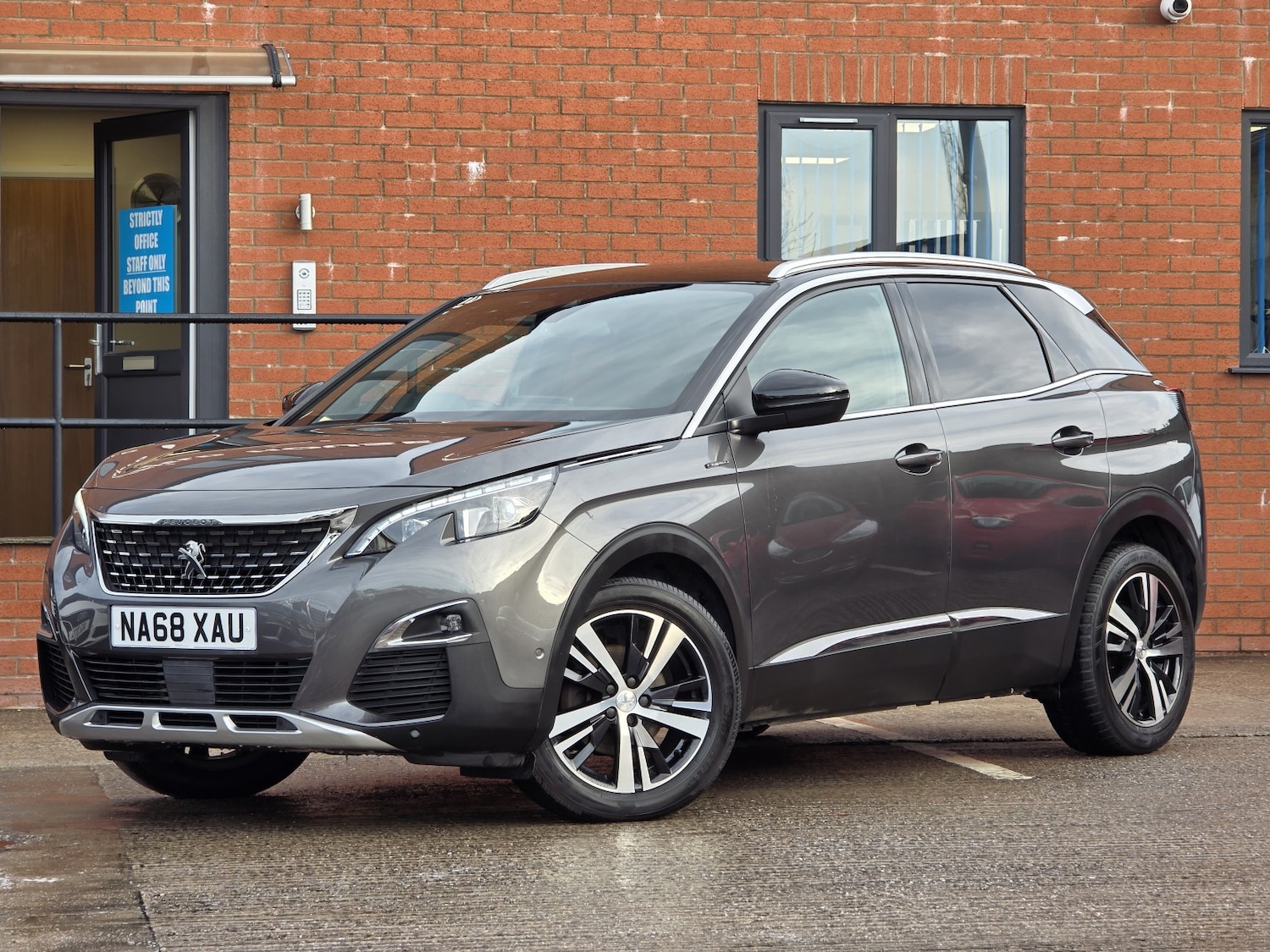 Used Peugeot 3008 2018 for sale - 76968593: Photo 5