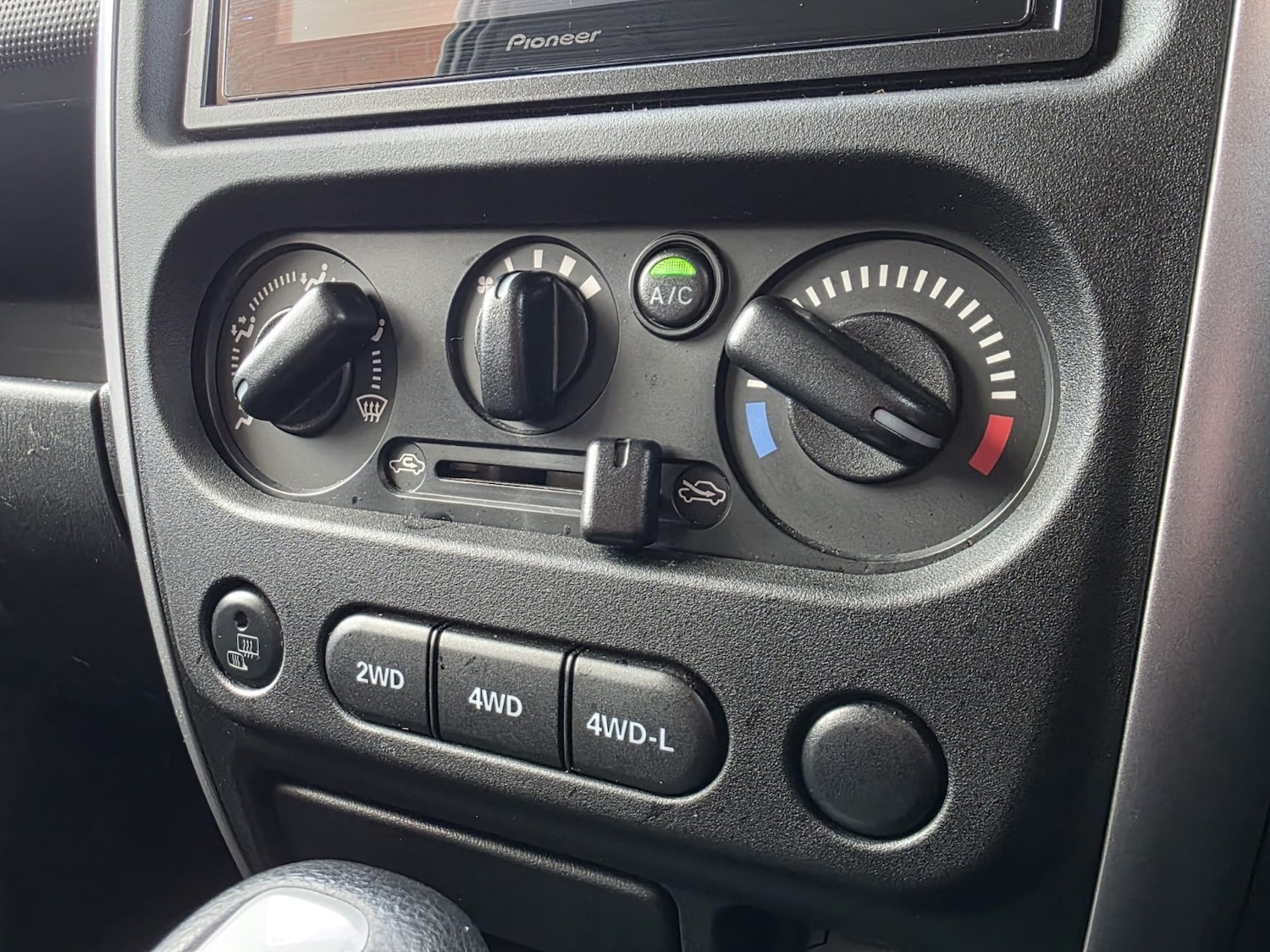 Used Suzuki Jimny 2014 for sale - 77129623: Photo 18