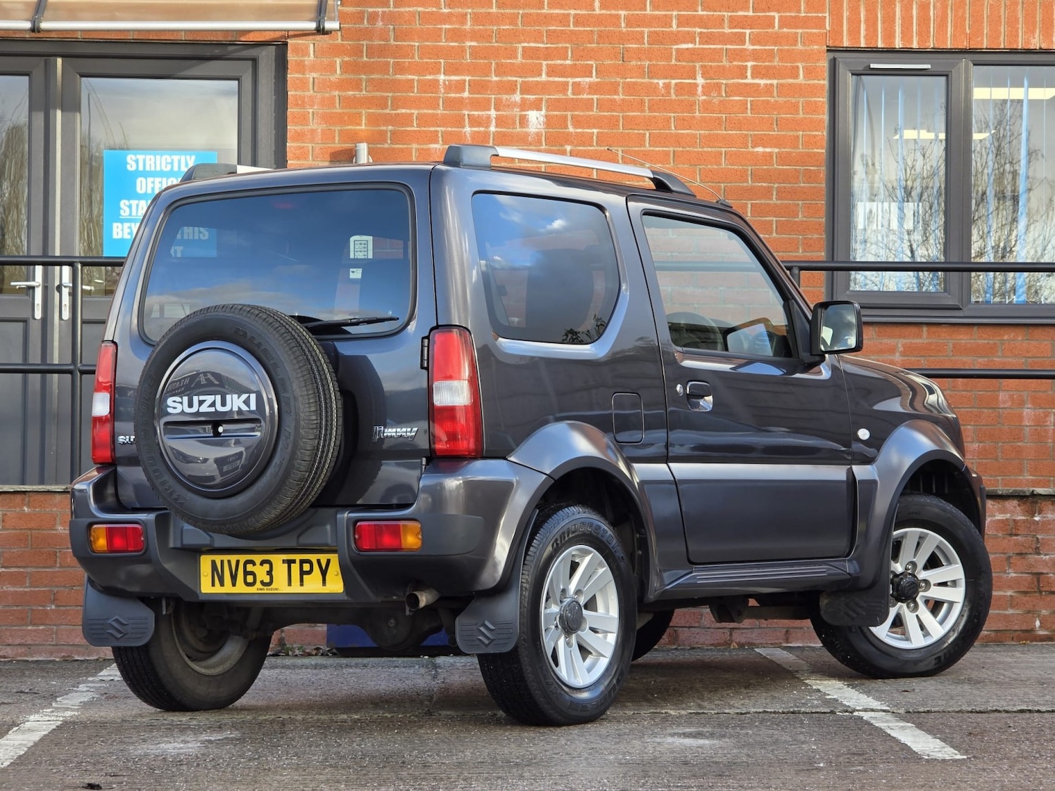 Used Suzuki Jimny 2014 for sale - 77129623: Photo 6