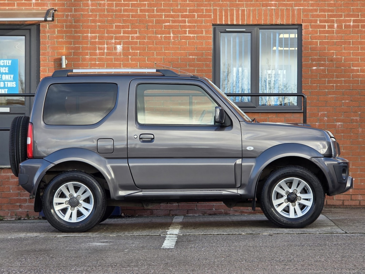 Used Suzuki Jimny 2014 for sale - 77129623: Photo 9