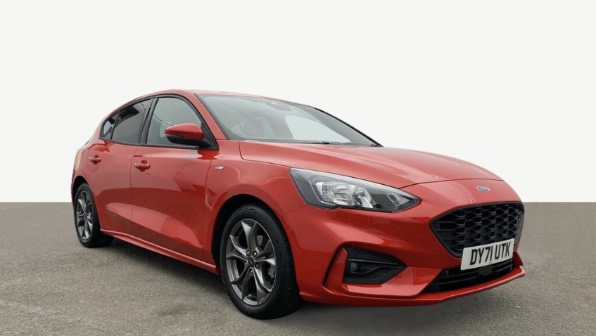 Used Ford Focus 2021 for sale - 76656382: Photo 1