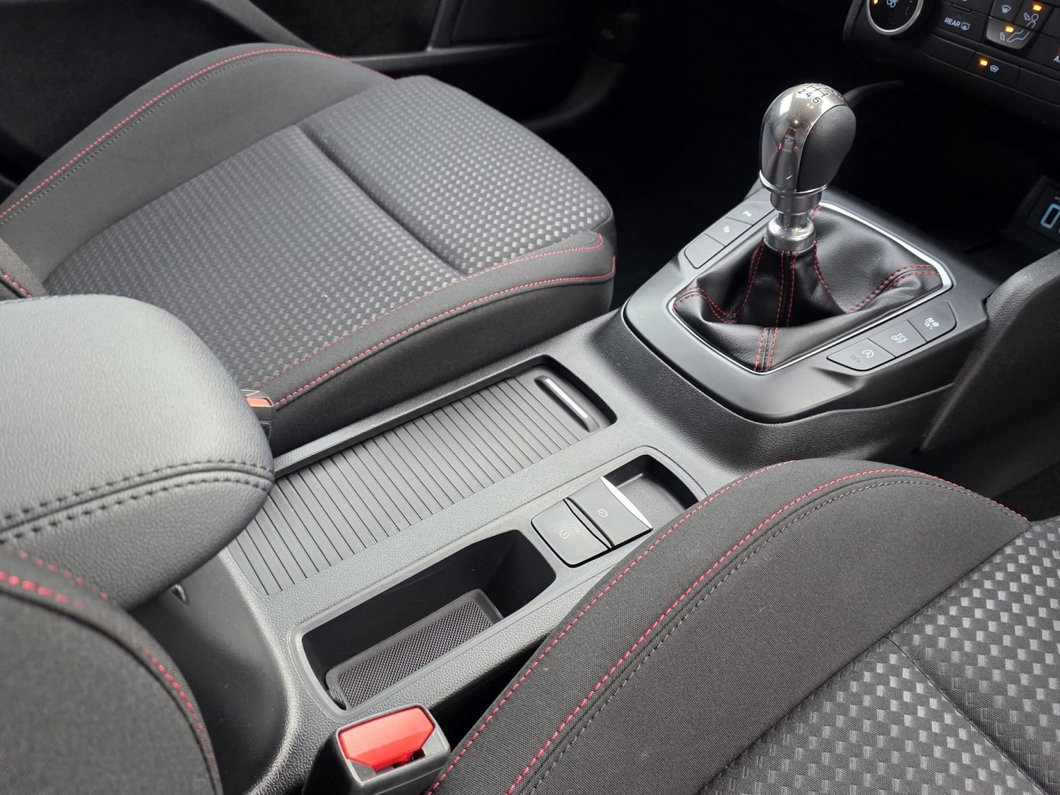 Used Ford Focus 2021 for sale - 76656382: Photo 19