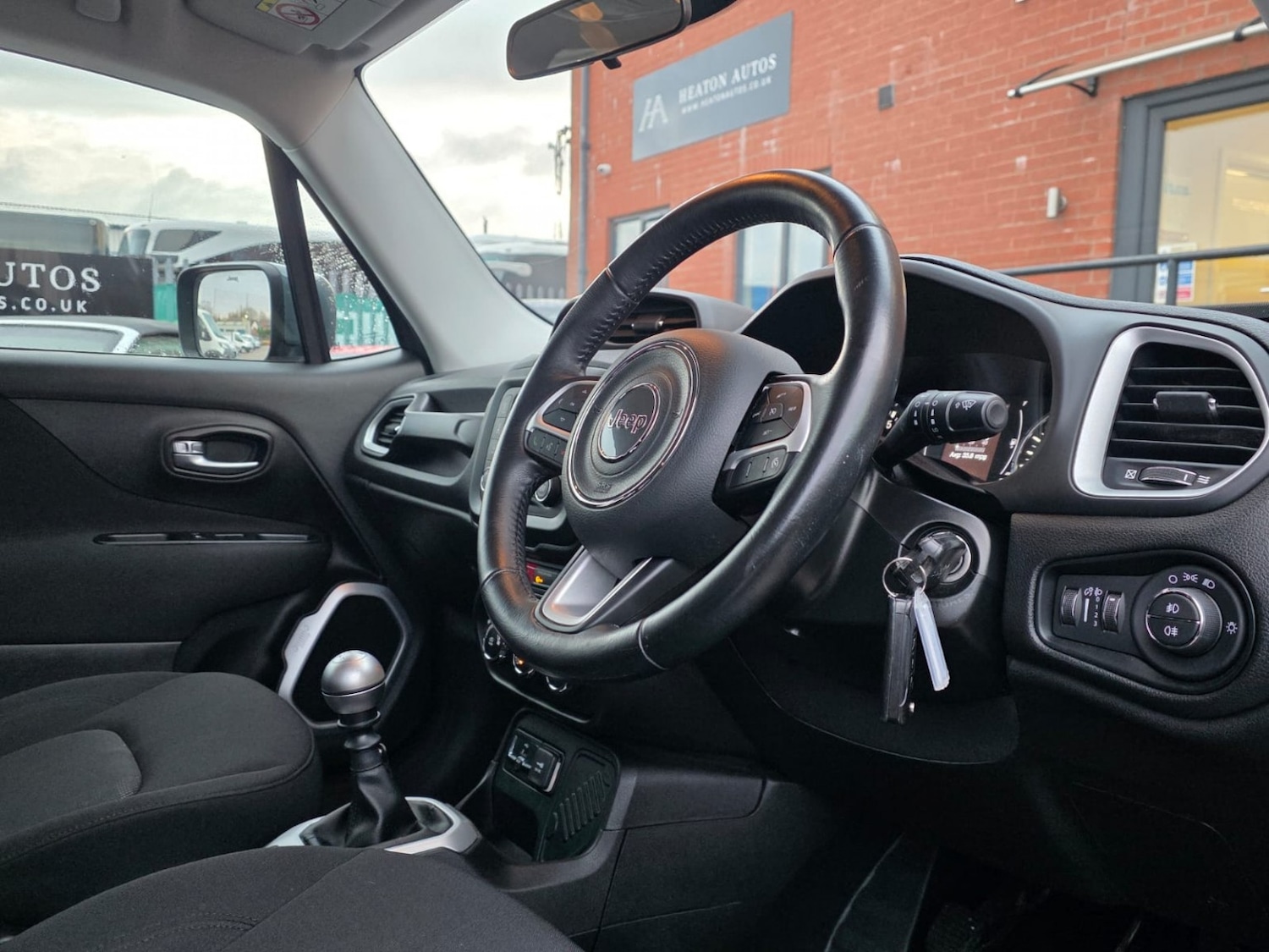 Used Jeep Renegade 2018 for sale - 77179729: Photo 15