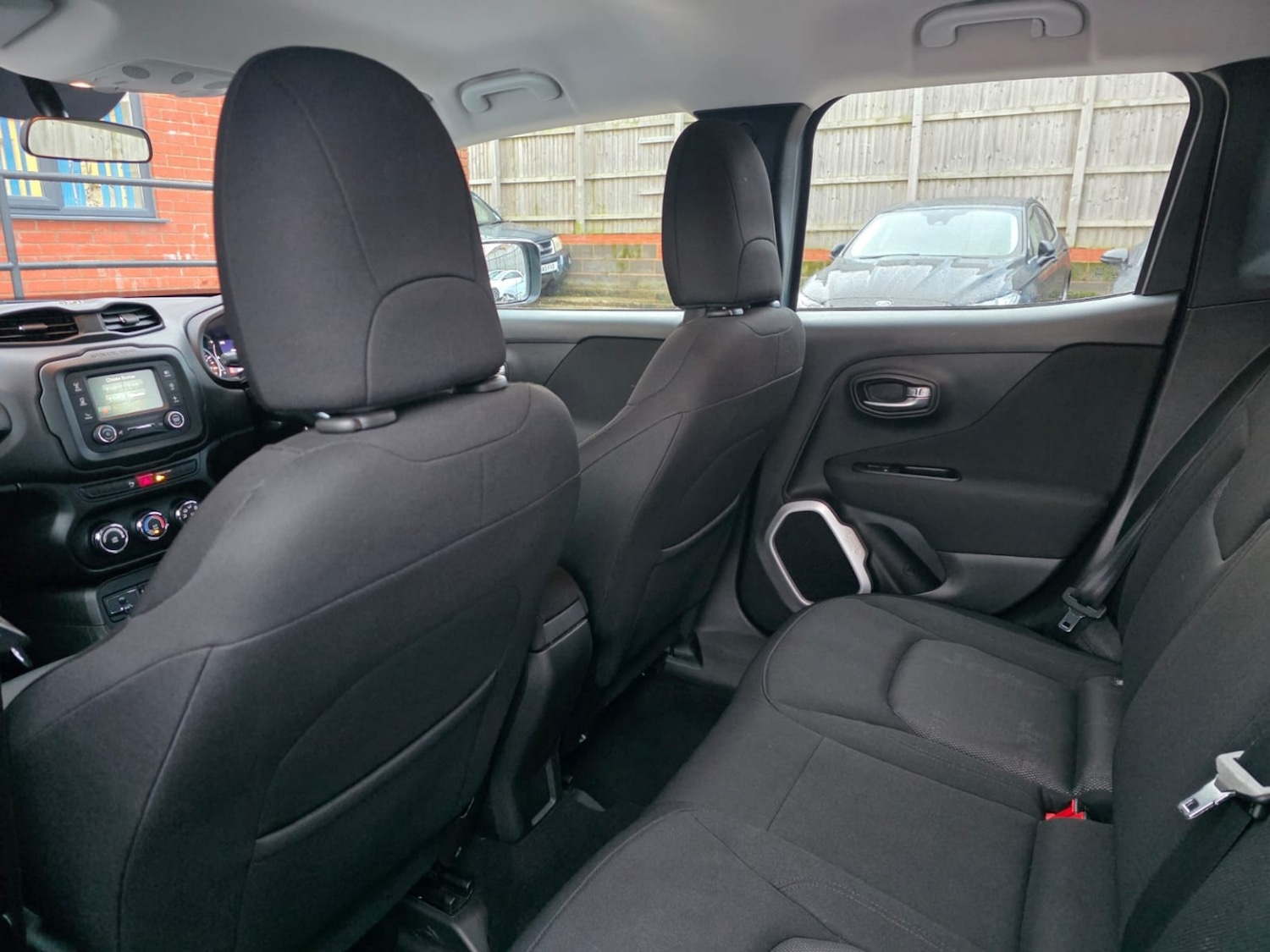 Used Jeep Renegade 2018 for sale - 77179729: Photo 27