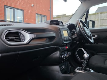 Used Jeep Renegade 2018 for sale - 77179729: Photo