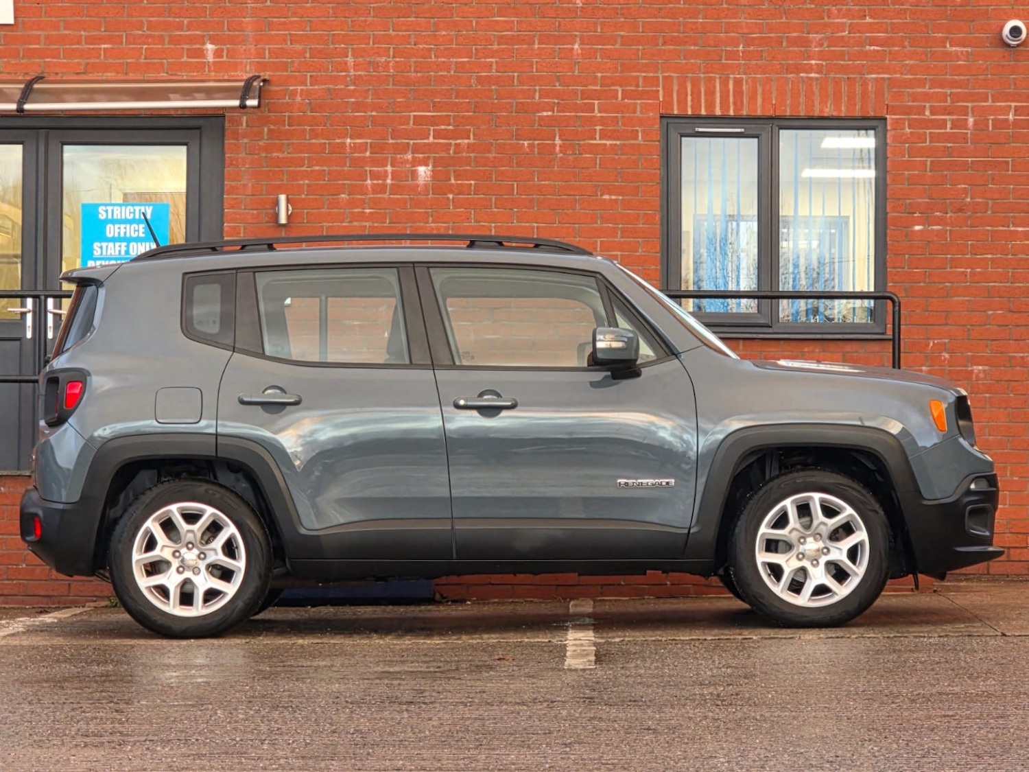 Used Jeep Renegade 2018 for sale - 77179729: Photo 7