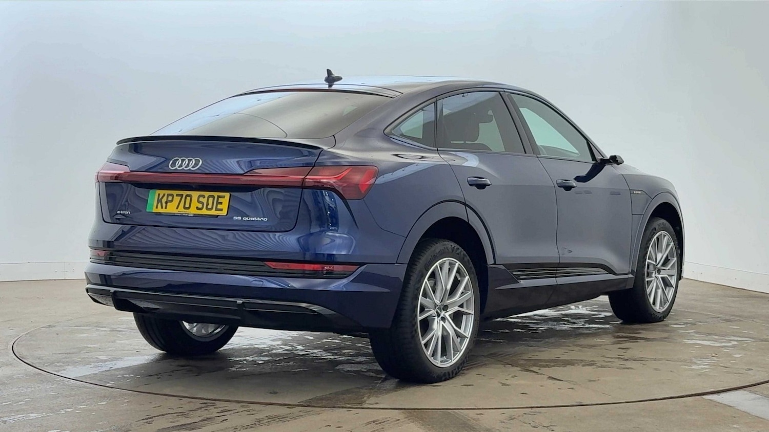 Used Audi e-tron 2021 for sale - 77023130: Photo 2