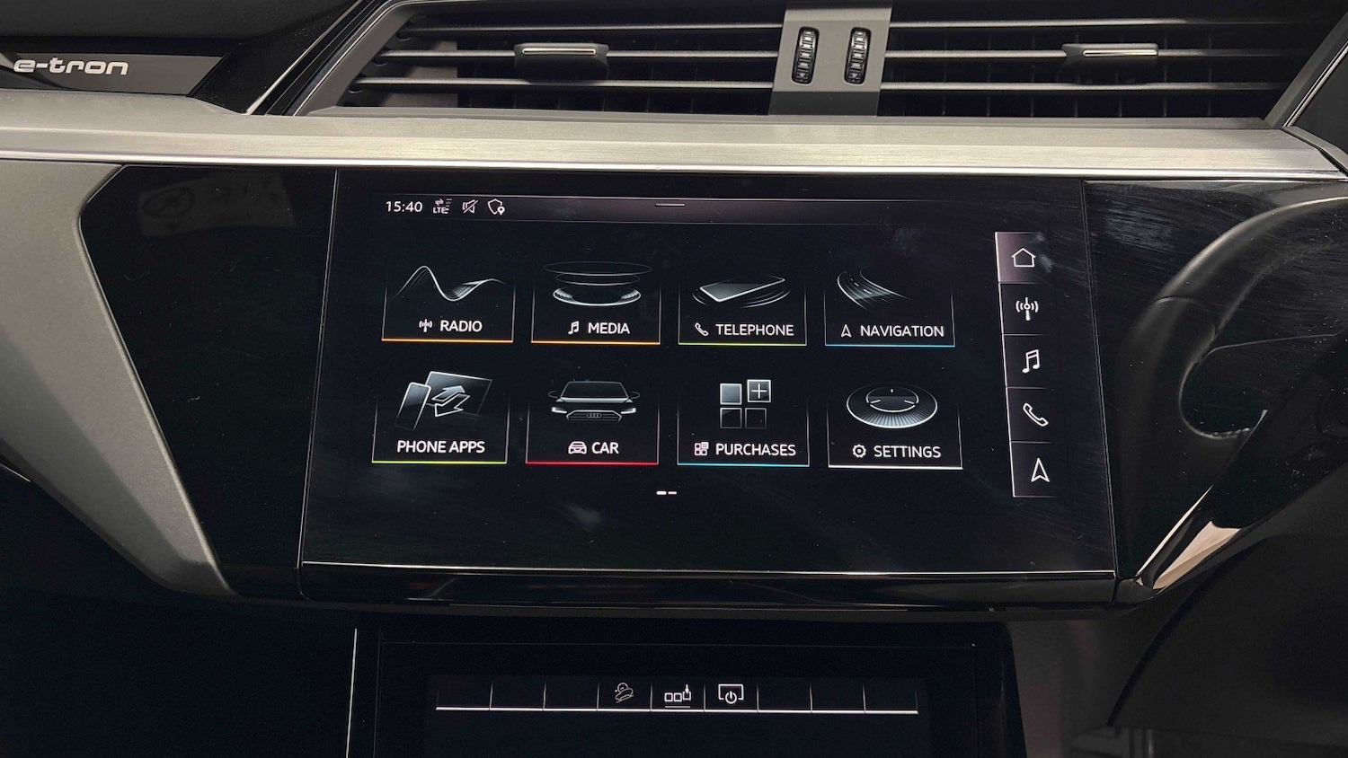 Used Audi e-tron 2021 for sale - 77023130: Photo 7