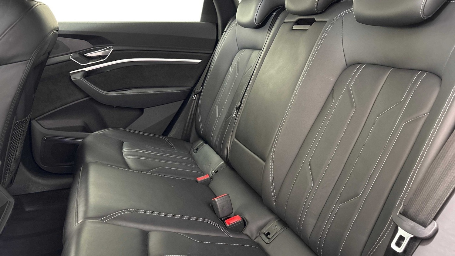 Used Audi e-tron 2021 for sale - 77023130: Photo 8