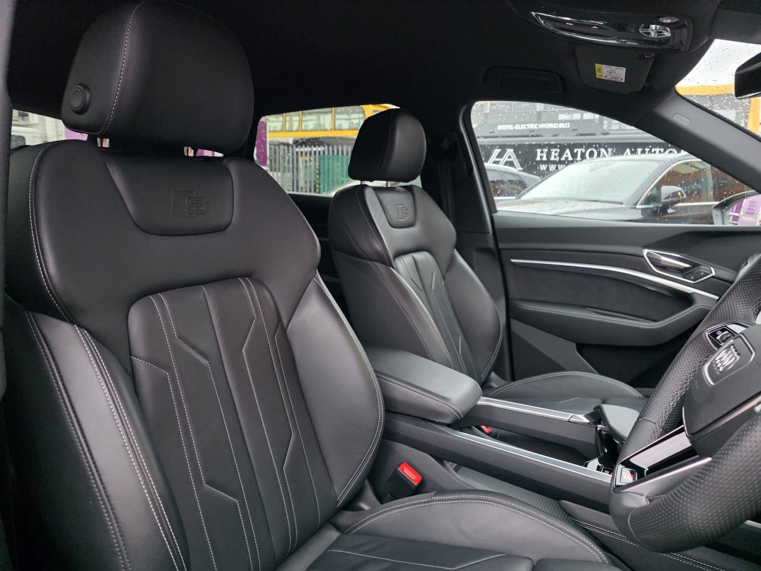 Used Audi Q8 2023 for sale - 76656317: Photo 29