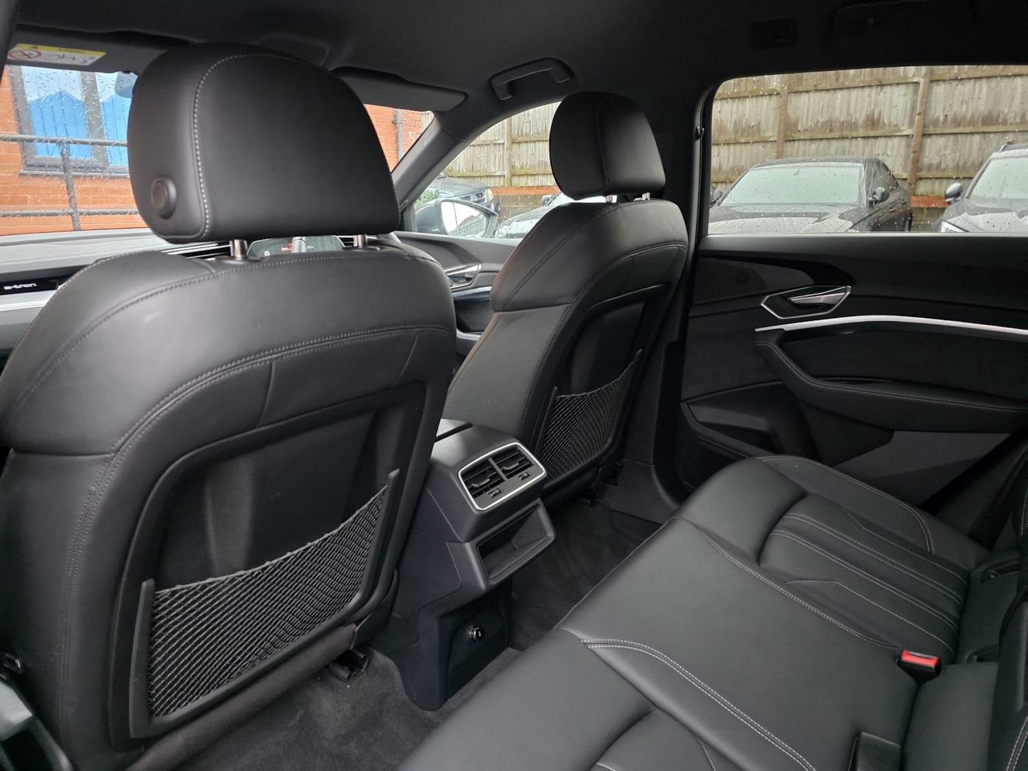 Used Audi Q8 2023 for sale - 76656317: Photo 32