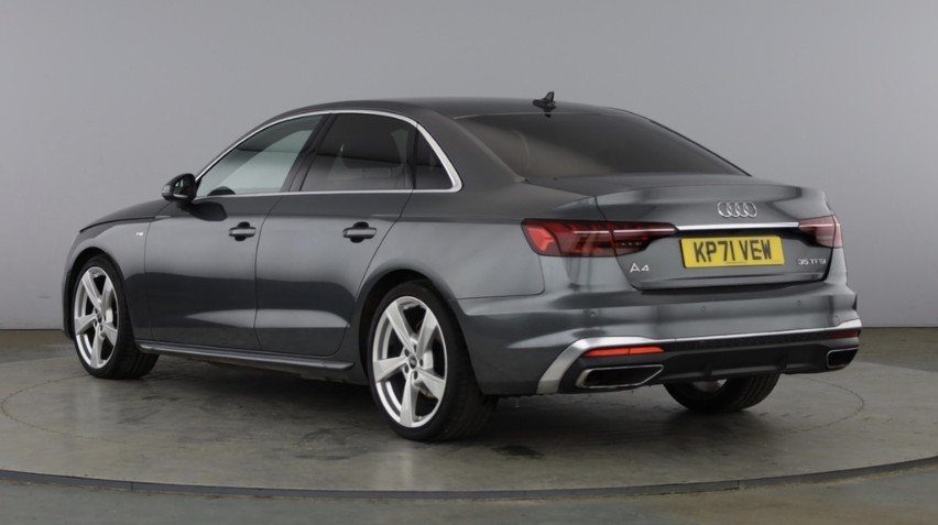 Used Audi A4 2021 for sale - 76762171: Photo 2