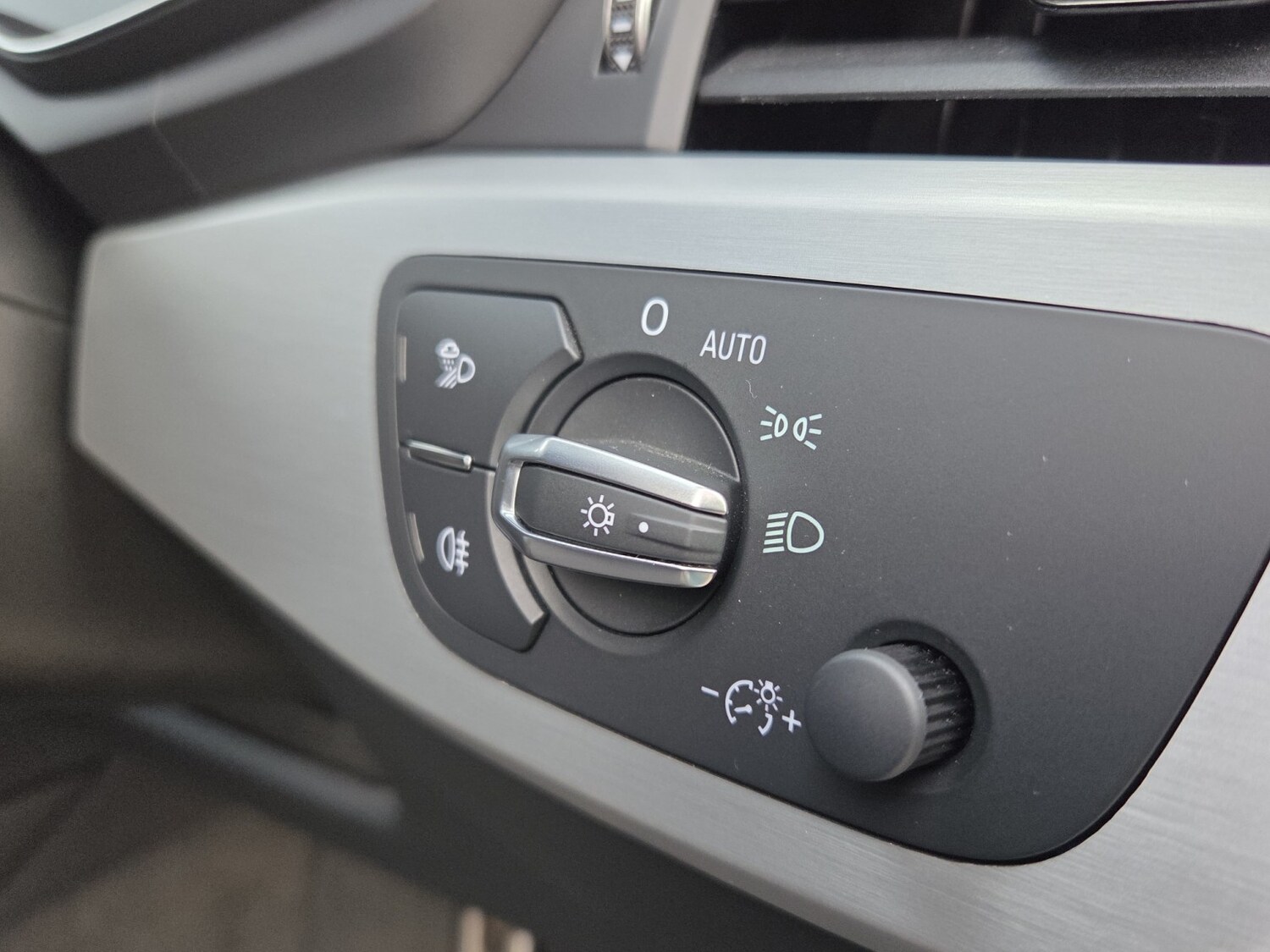 Used Audi A4 2021 for sale - 76762171: Photo 34