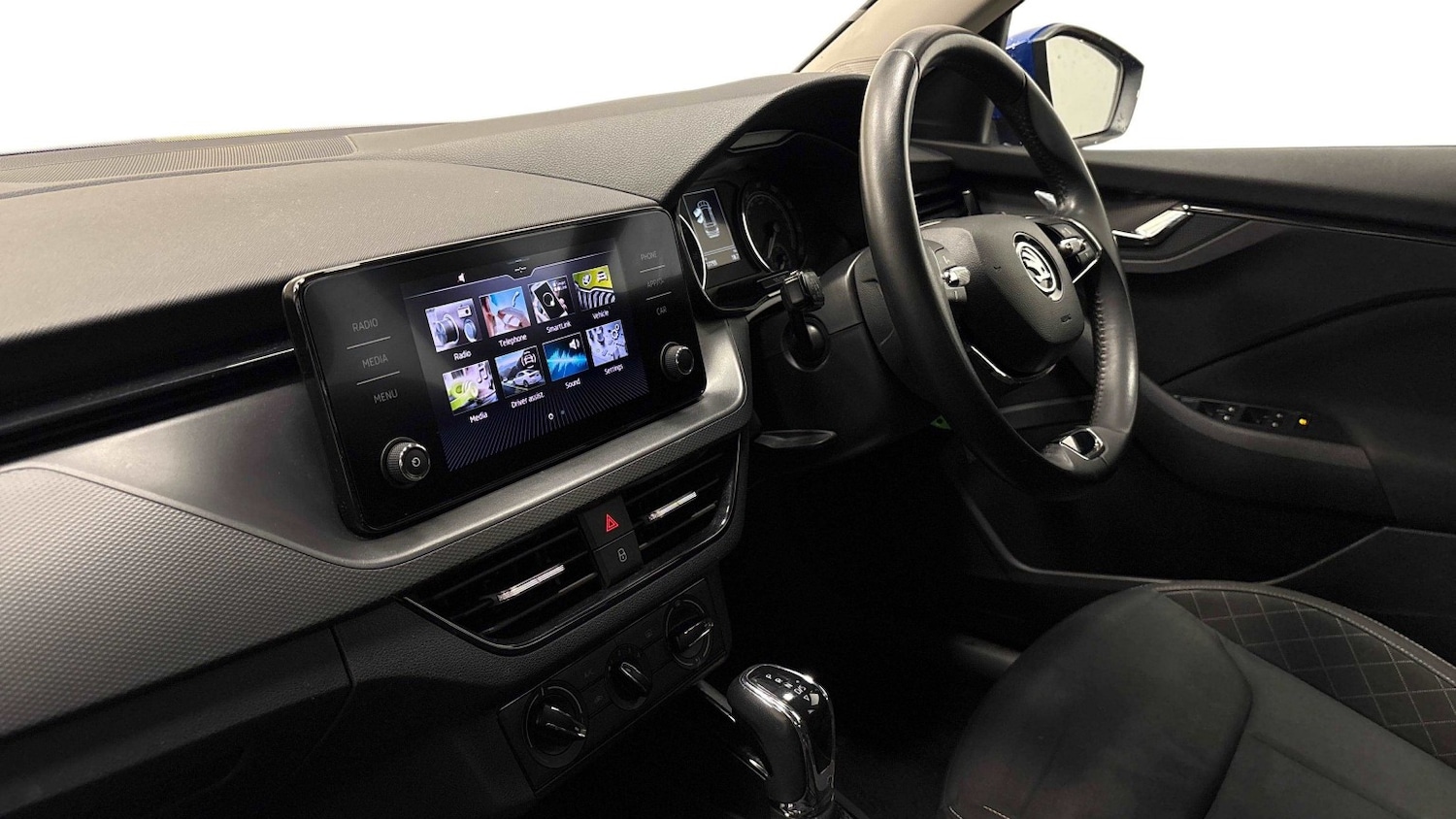 Used Skoda Kamiq 2022 for sale - 77258539: Photo 2