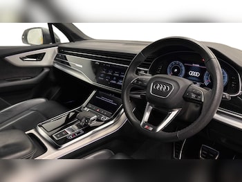 Used Audi Q7 2022 for sale - 77023126: Photo