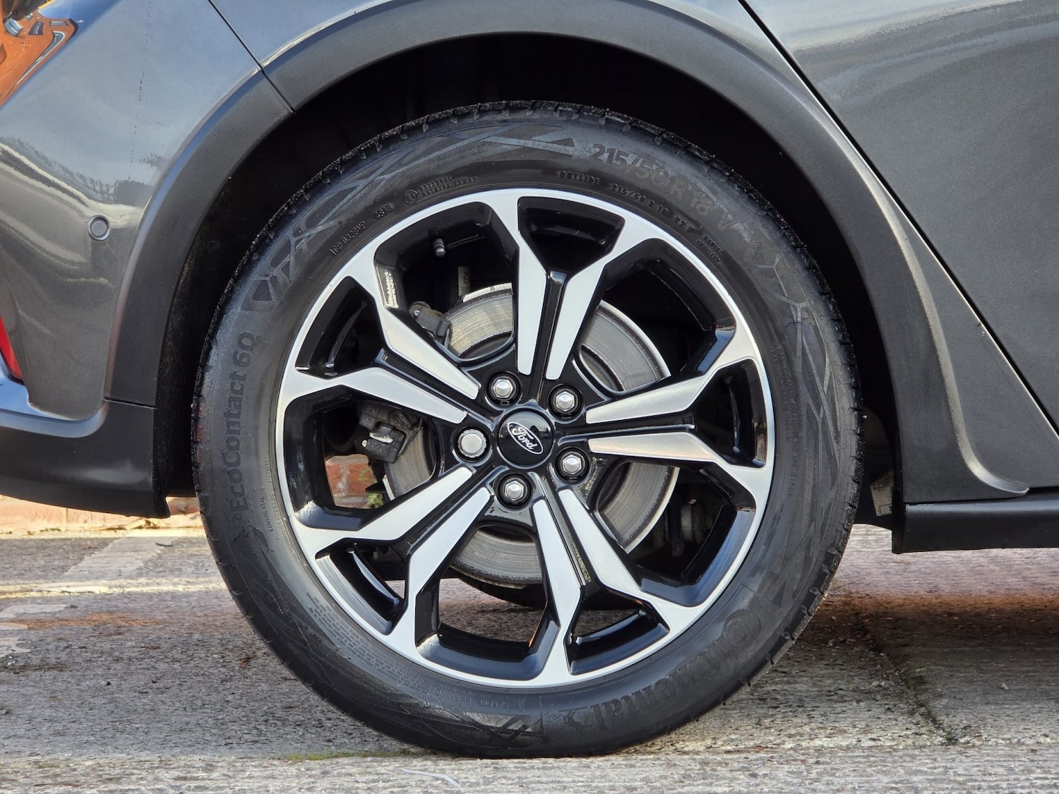 Used Ford Focus 2020 for sale - 76718427: Photo 11