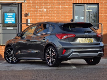 Used Ford Focus 2020 for sale - 76718427: Photo