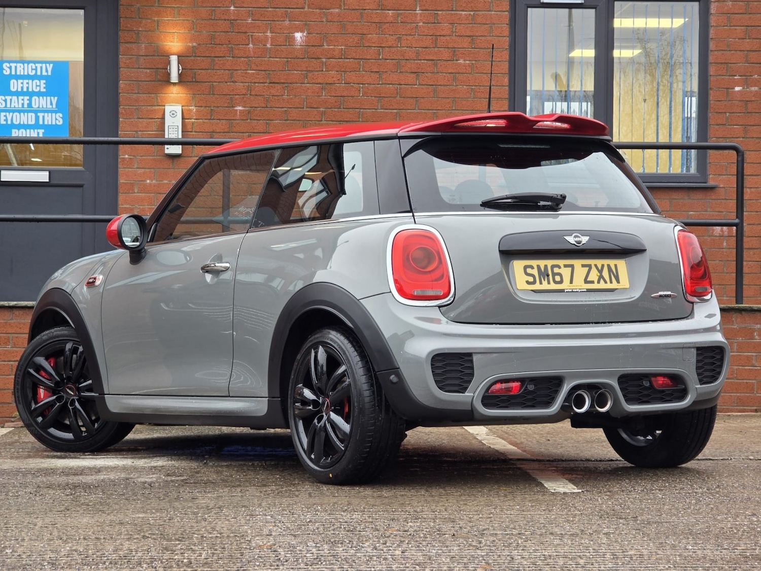 Used MINI Hatch 2017 for sale - 77001534: Photo 2