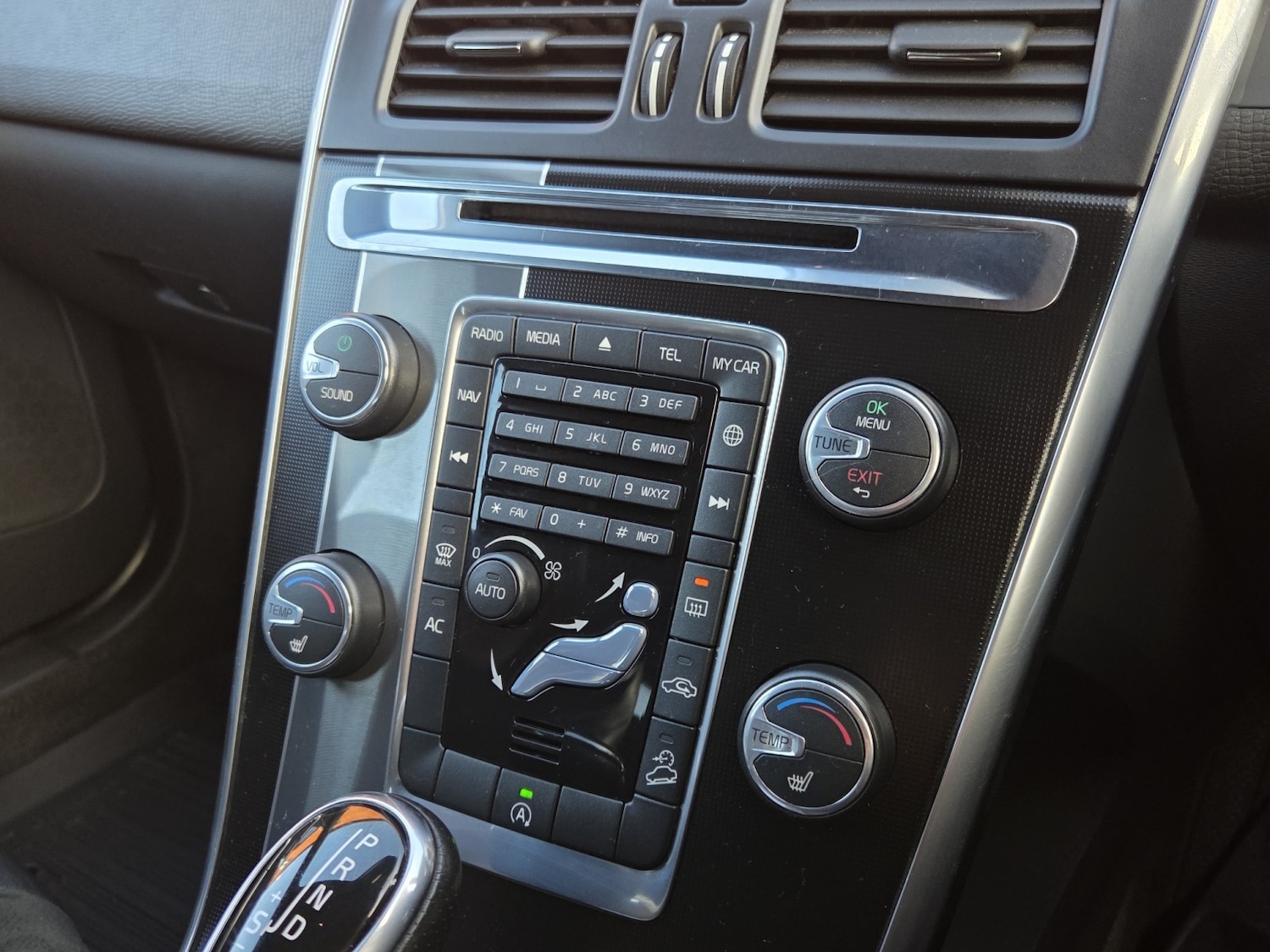 Used Volvo XC60 2016 for sale - 76799312: Photo 18