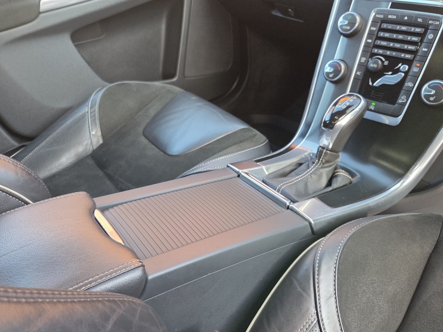 Used Volvo XC60 2016 for sale - 76799312: Photo 22