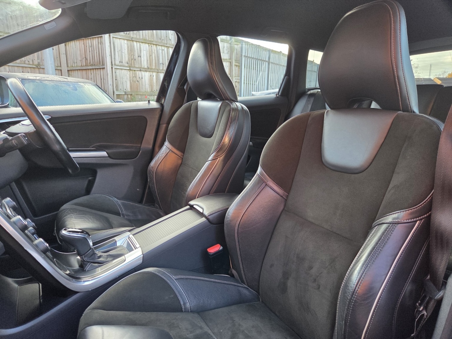 Used Volvo XC60 2016 for sale - 76799312: Photo 24