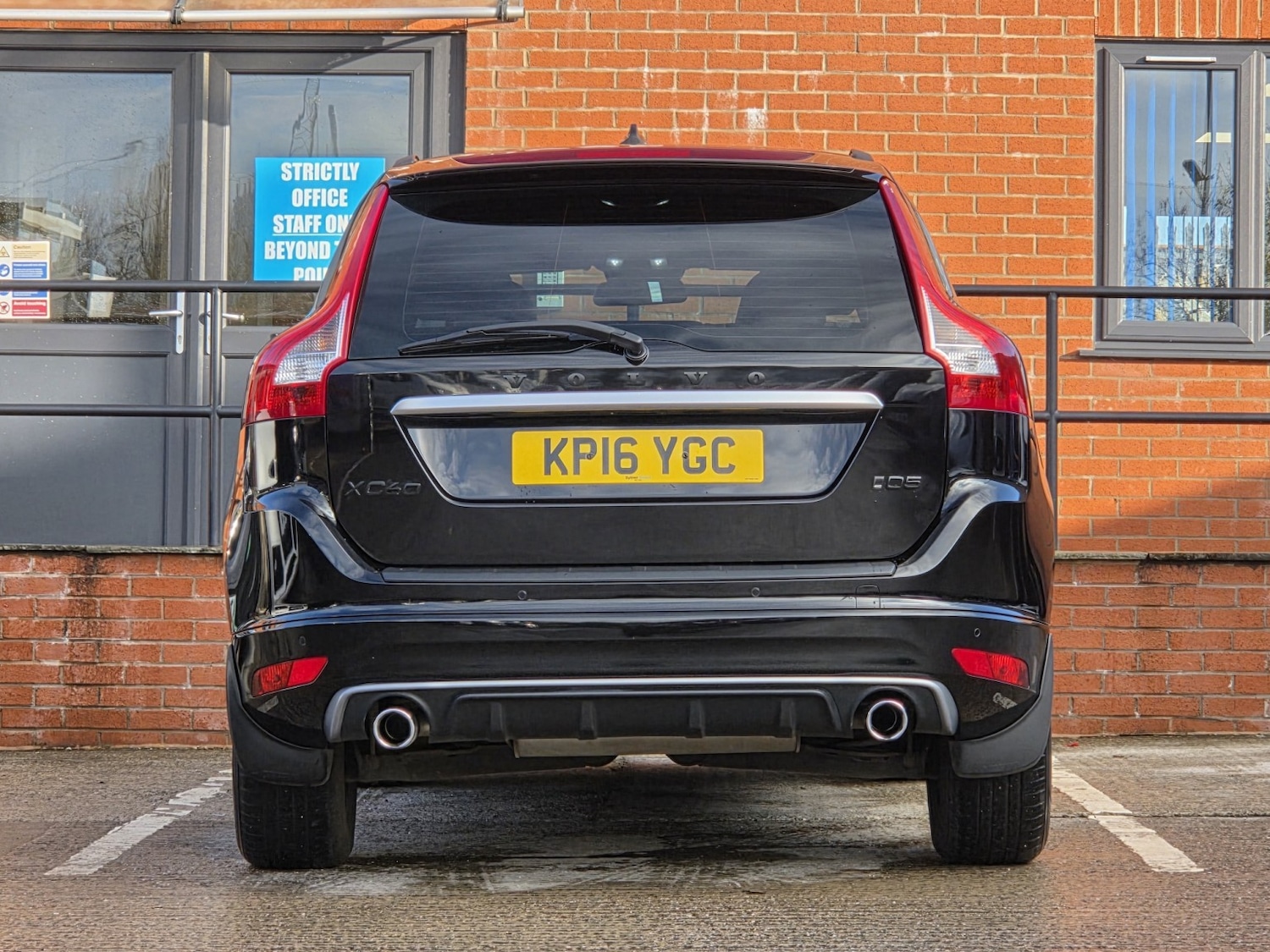 Used Volvo XC60 2016 for sale - 76799312: Photo 9