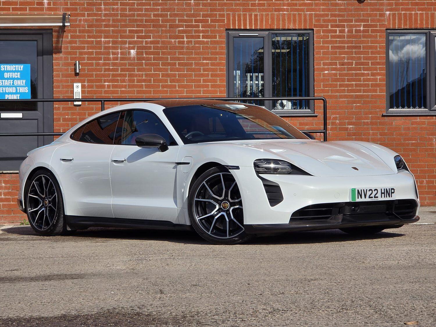 Used Porsche Taycan 2022 for sale - 76656359: Photo 1