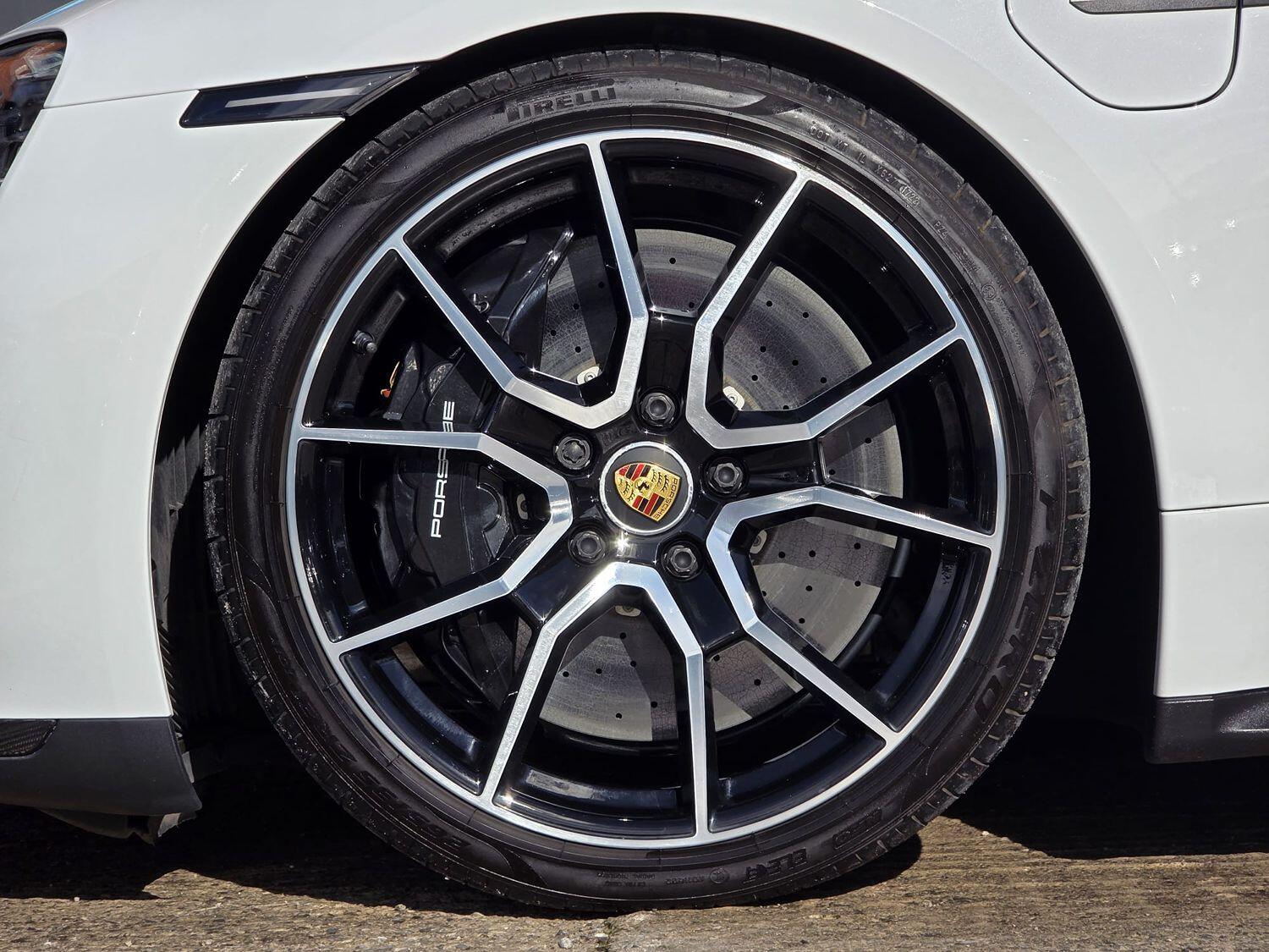 Used Porsche Taycan 2022 for sale - 76656359: Photo 12