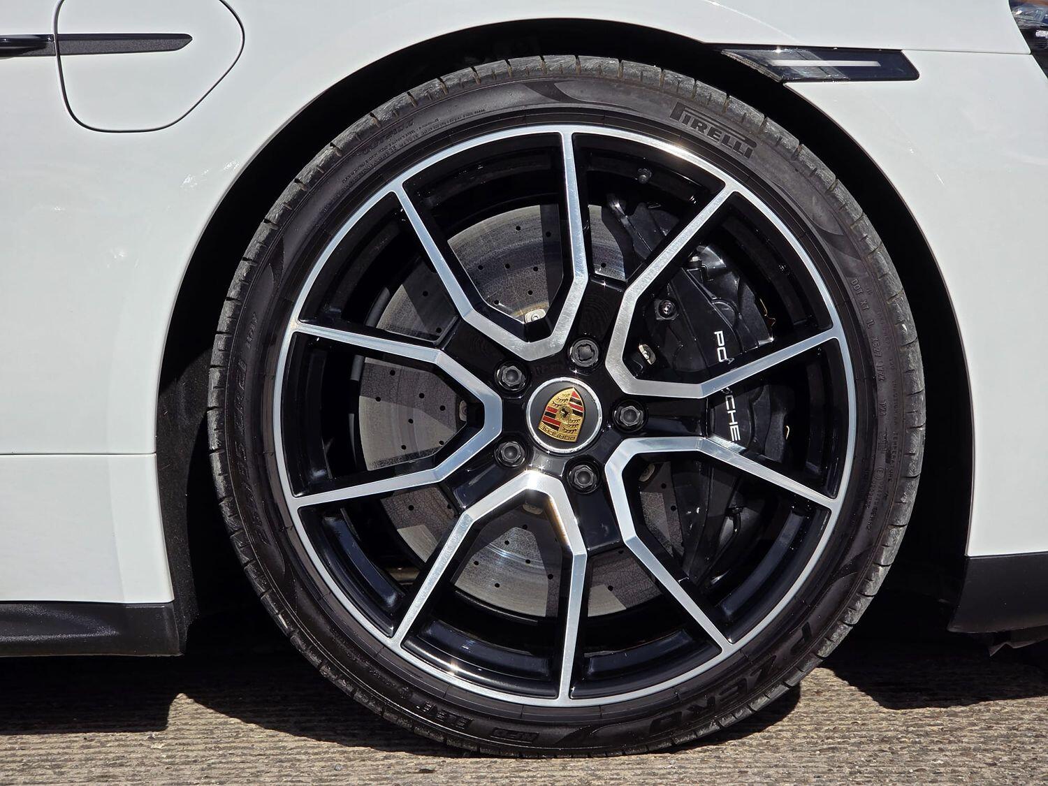 Used Porsche Taycan 2022 for sale - 76656359: Photo 13