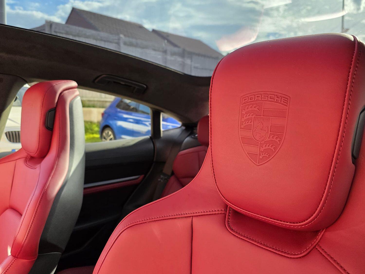 Used Porsche Taycan 2022 for sale - 76656359: Photo 26