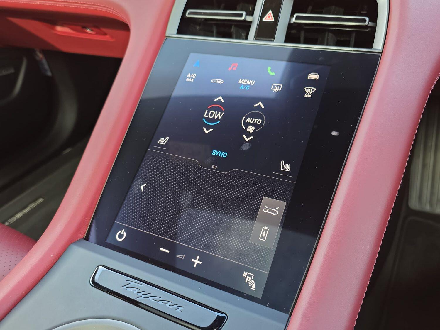 Used Porsche Taycan 2022 for sale - 76656359: Photo 34