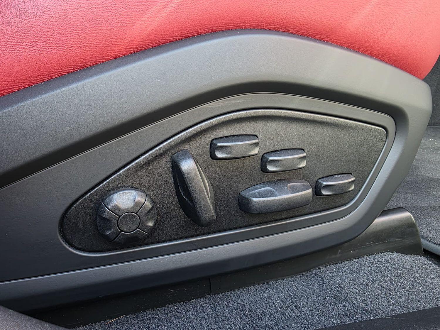 Used Porsche Taycan 2022 for sale - 76656359: Photo 42