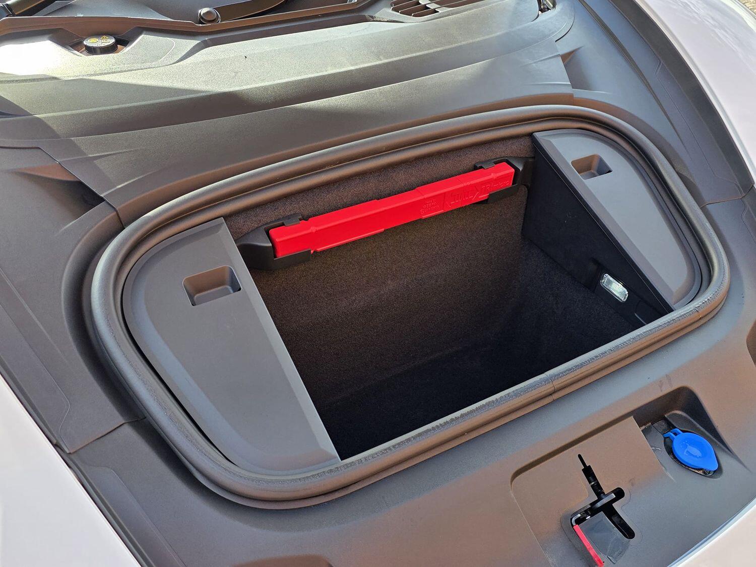 Used Porsche Taycan 2022 for sale - 76656359: Photo 48