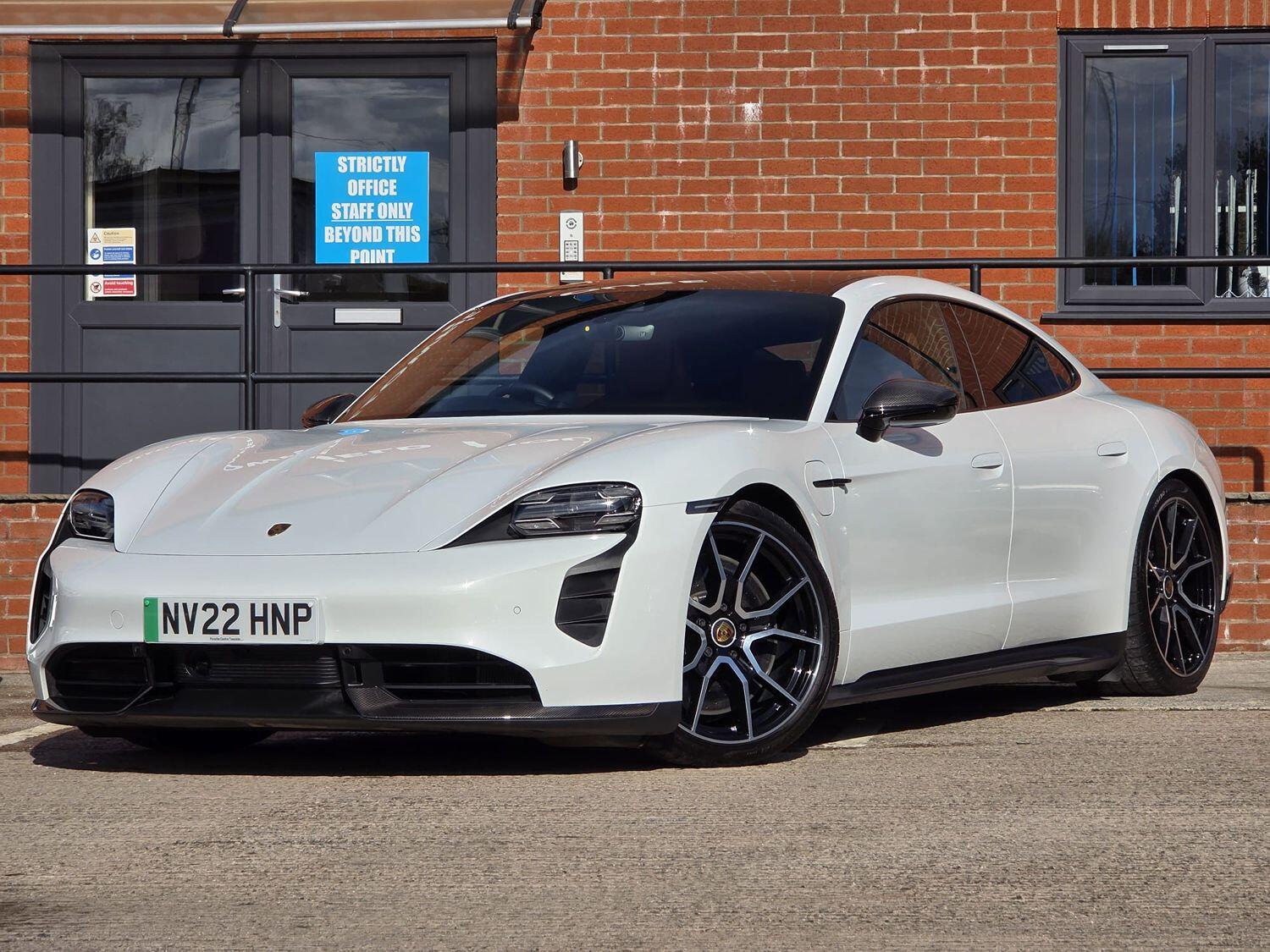 Used Porsche Taycan 2022 for sale - 76656359: Photo 5