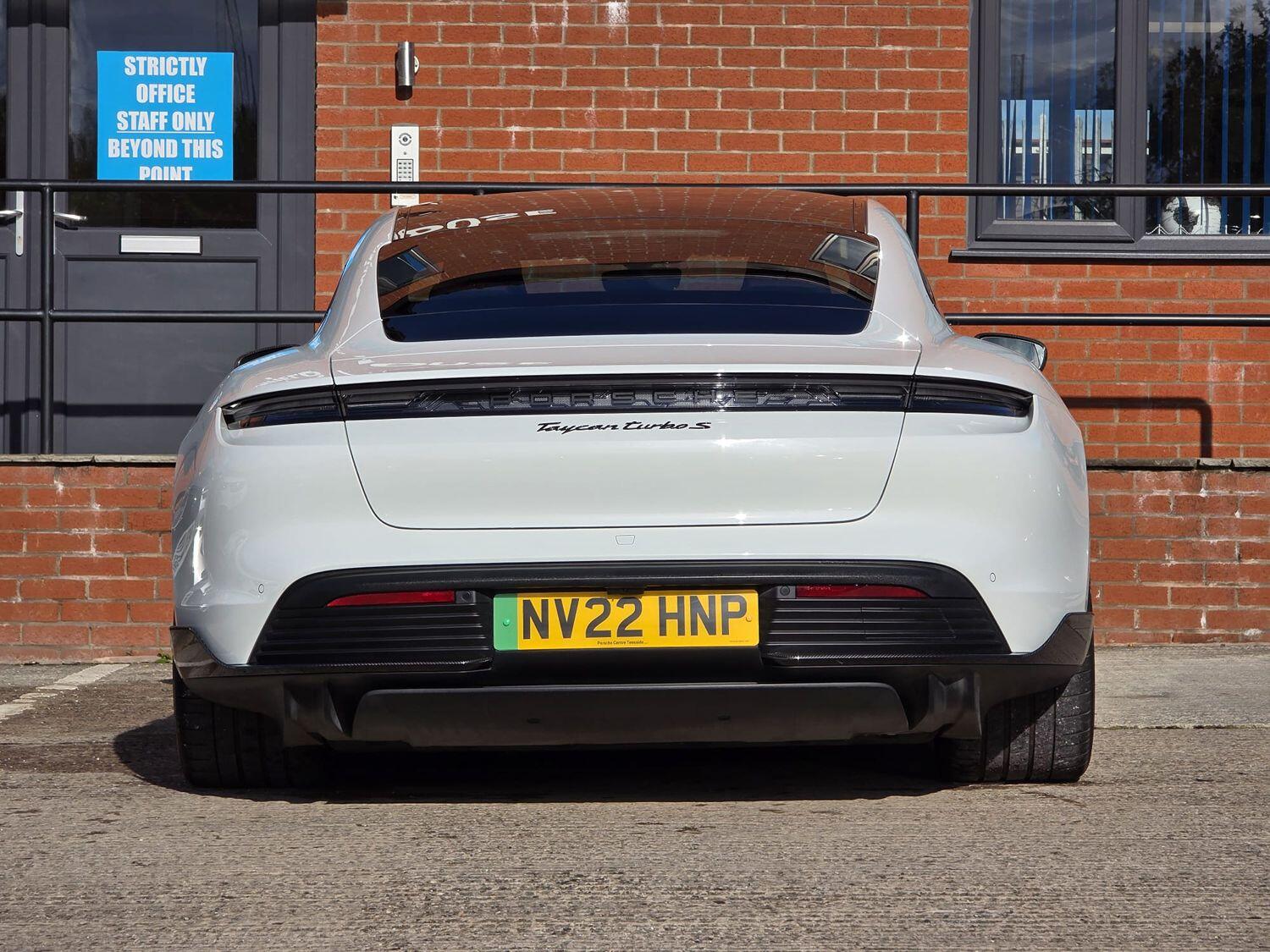 Used Porsche Taycan 2022 for sale - 76656359: Photo 8