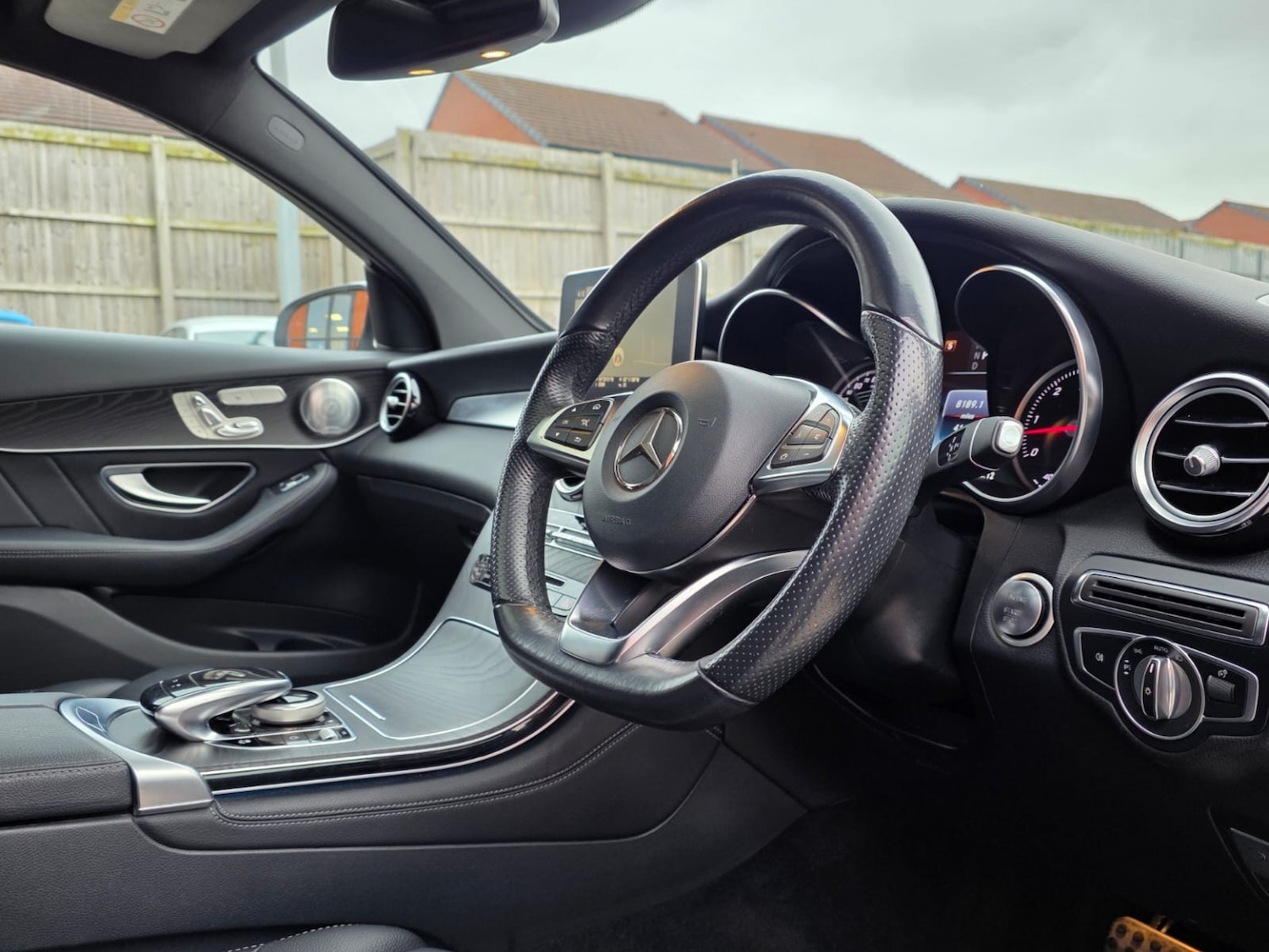 Used Mercedes-Benz GLC 2017 for sale - 76656327: Photo 15