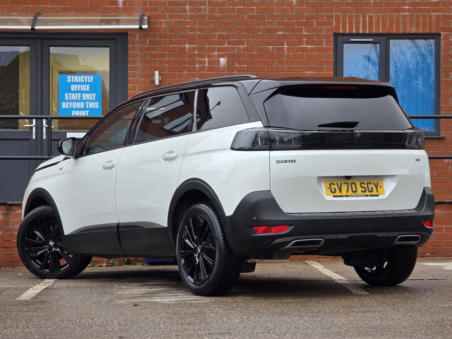 Used Peugeot 5008 2020 for sale - 76673323: Photo 2