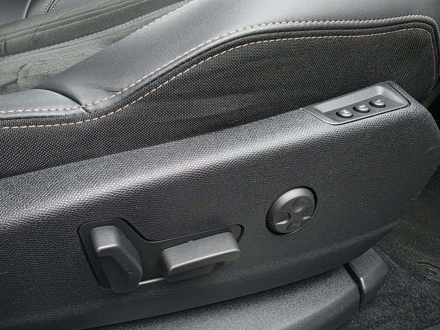 Used Peugeot 5008 2020 for sale - 76673323: Photo 29