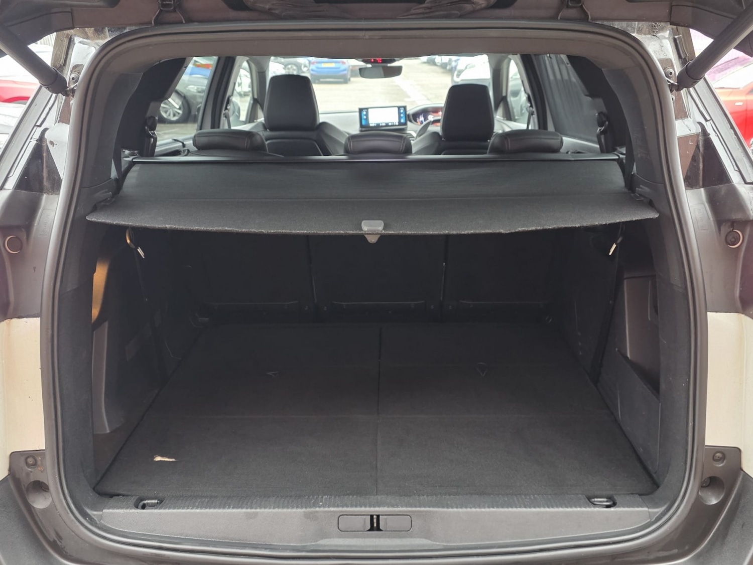 Used Peugeot 5008 2020 for sale - 76673323: Photo 39