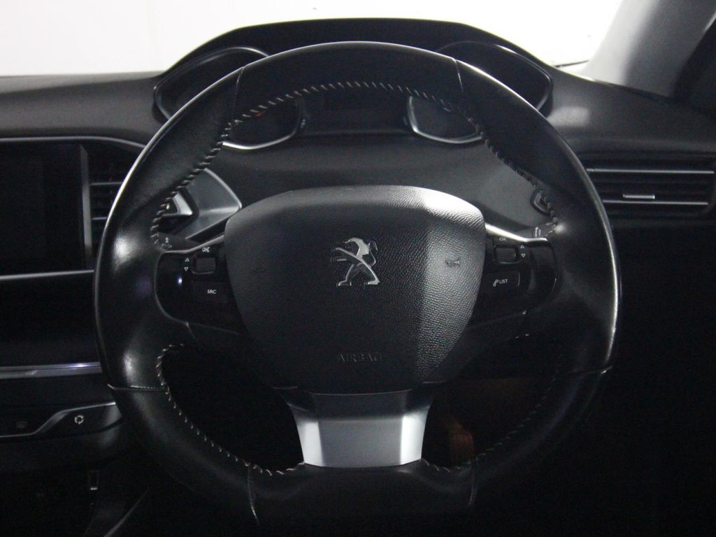 Used Peugeot 308 2016 for sale - 76297067: Photo 14