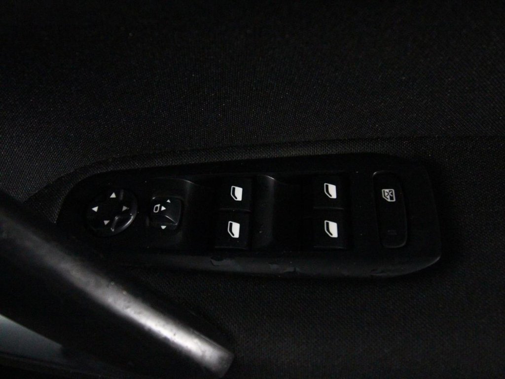 Used Peugeot 308 2016 for sale - 76297067: Photo 15