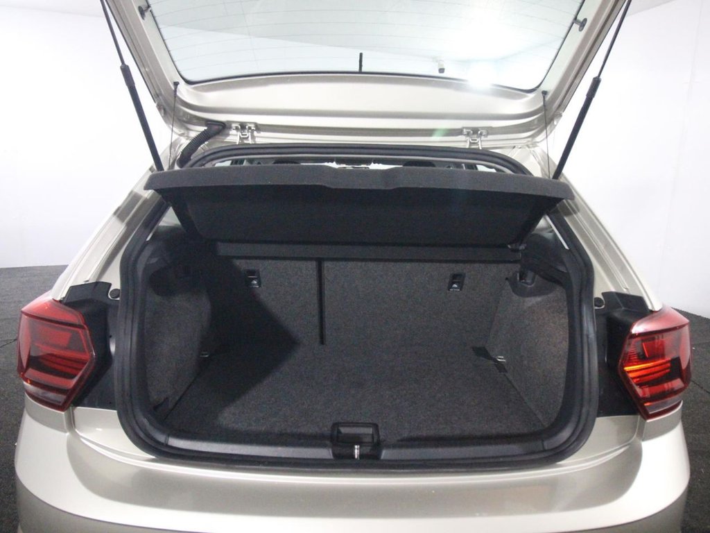 Used Volkswagen Polo 2018 for sale - 77734122: Photo 16