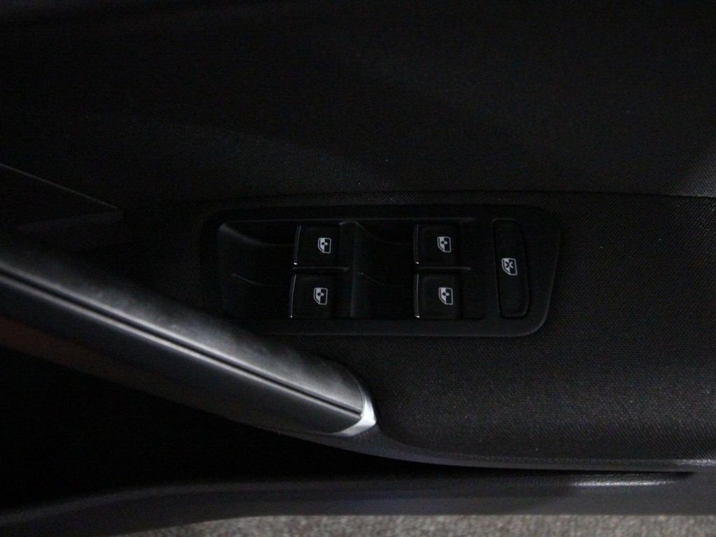 Used Volkswagen Golf 2016 for sale - 75642156: Photo 17