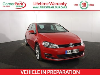 Volkswagen - Golf