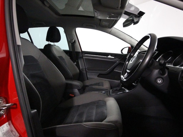 Used Volkswagen Golf 2016 for sale - 75642156: Photo 9