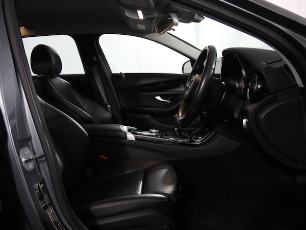 Used Mercedes-Benz C-Class 2018 for sale - 75206318: Photo 9
